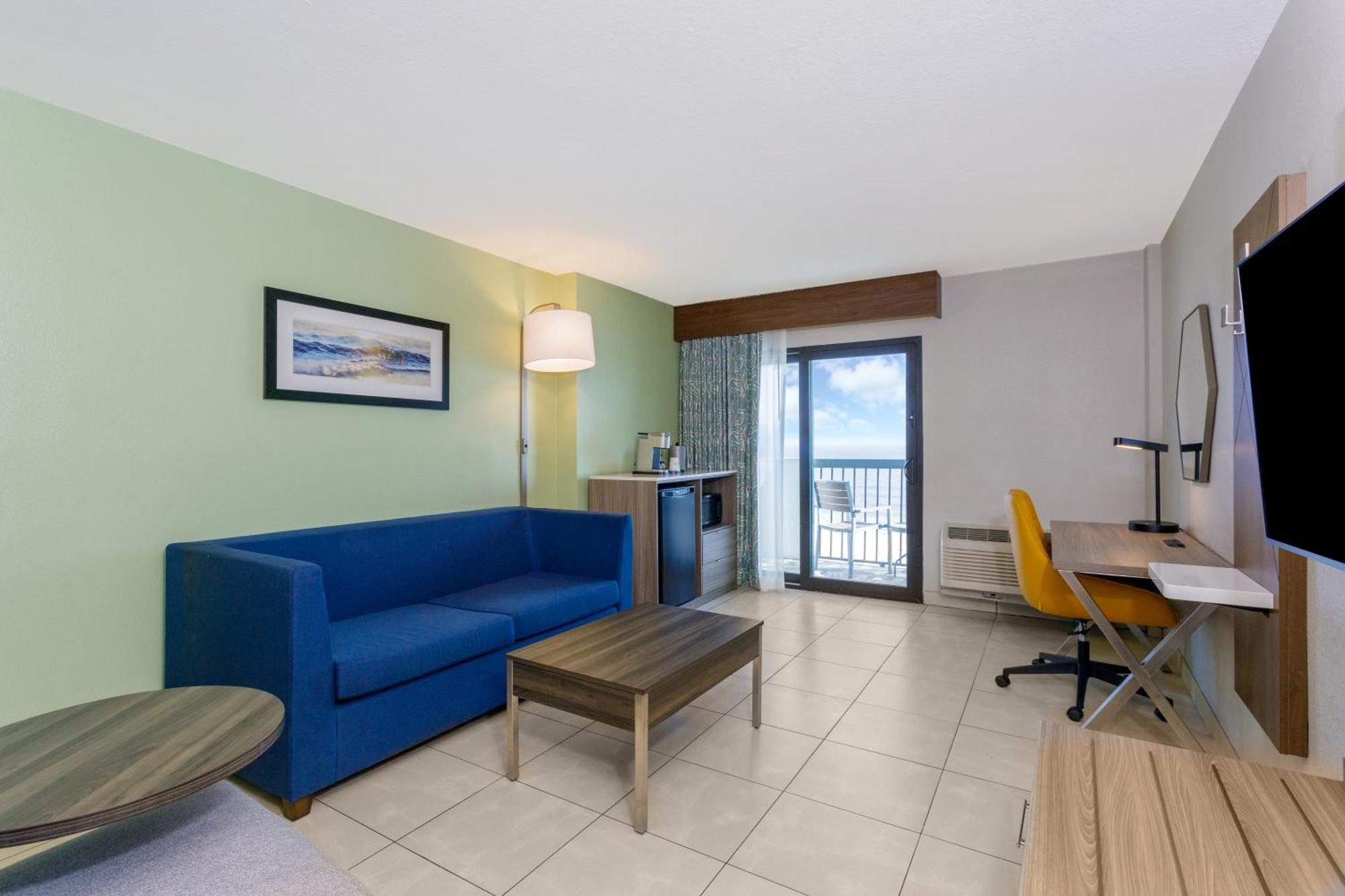 Holiday Inn Express & Suites Oceanfront Daytona Beach Shores By Ihg Exterior foto