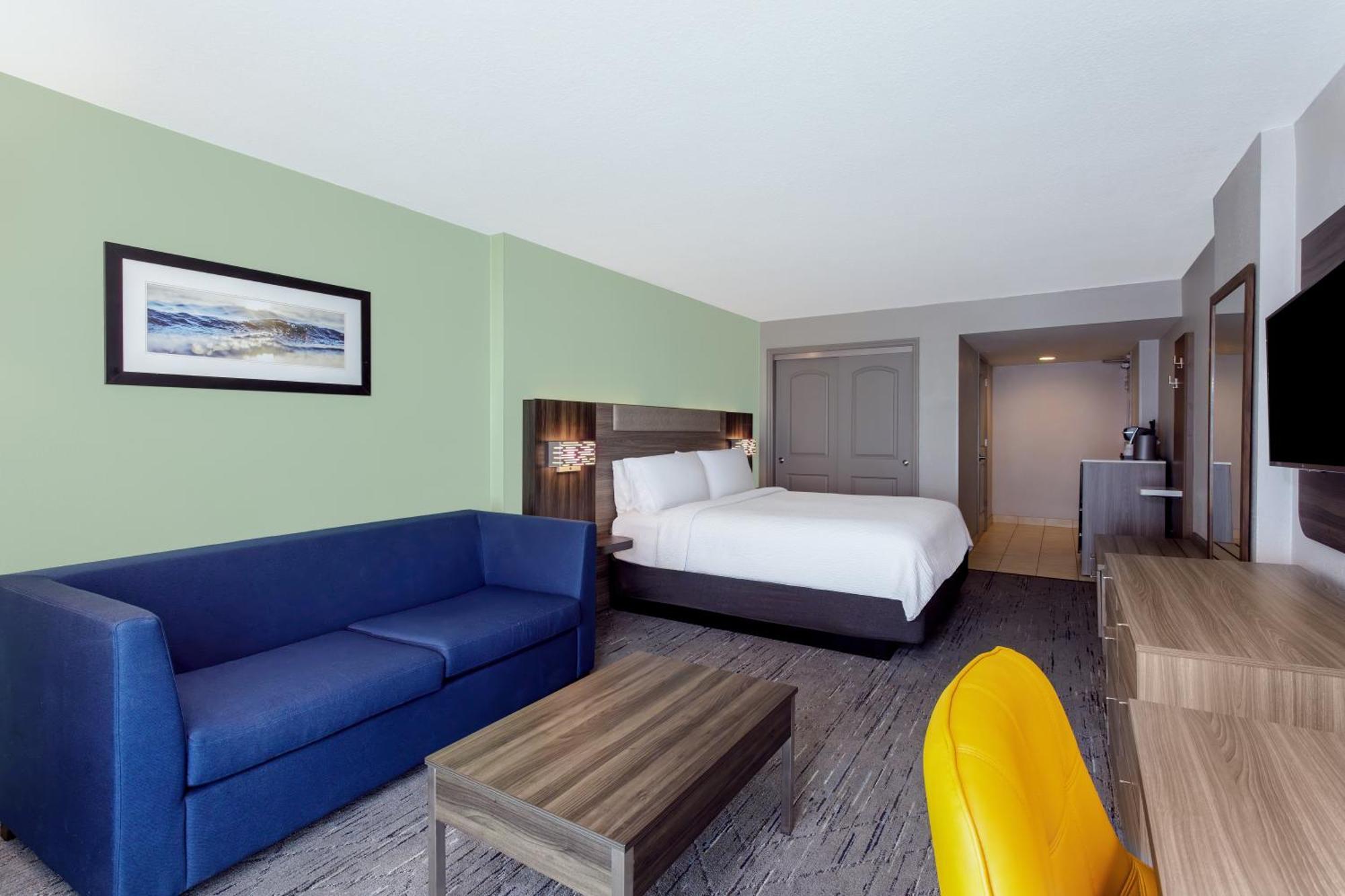 Holiday Inn Express & Suites Oceanfront Daytona Beach Shores By Ihg Exterior foto